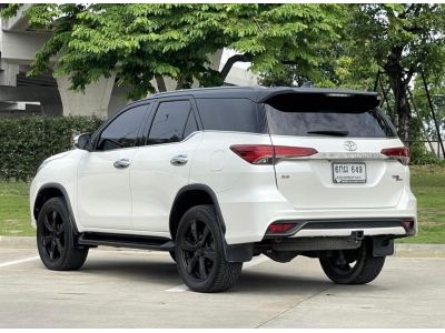 2016 TOYOTA FORTUNER 2.8 TRD SPORTIVO BLACK TOP 2WD รูปที่ 3